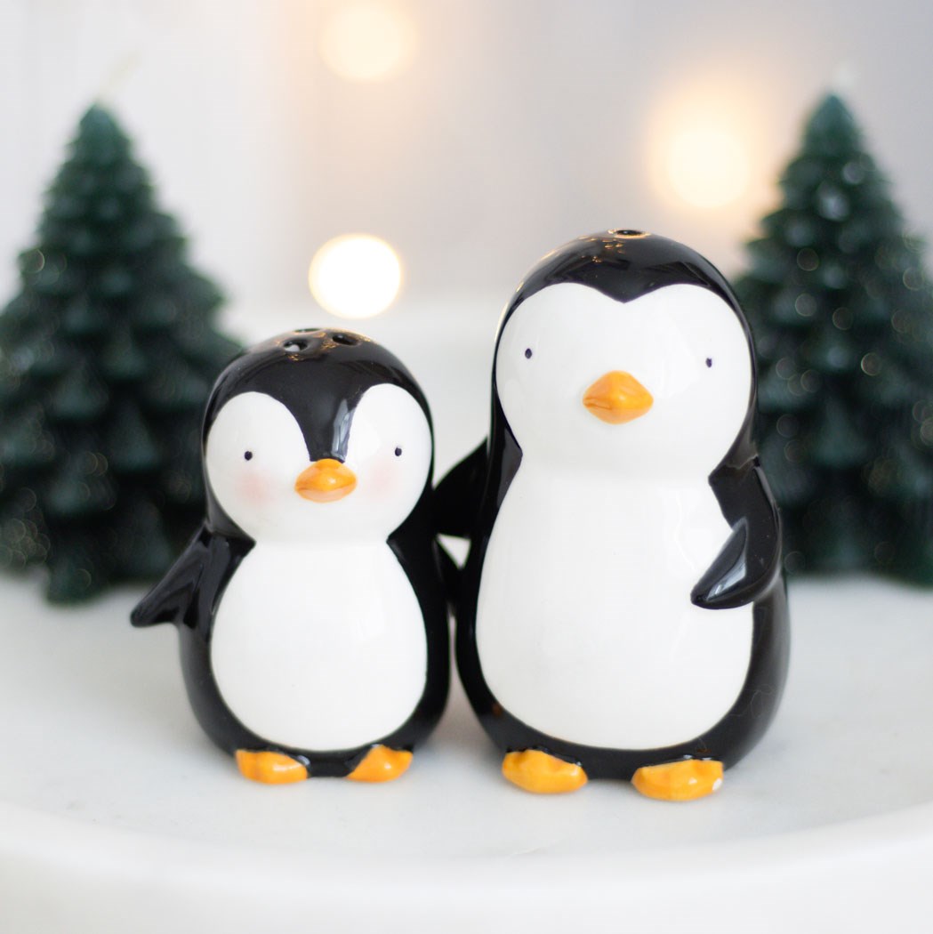 Salt & Pepper Pots