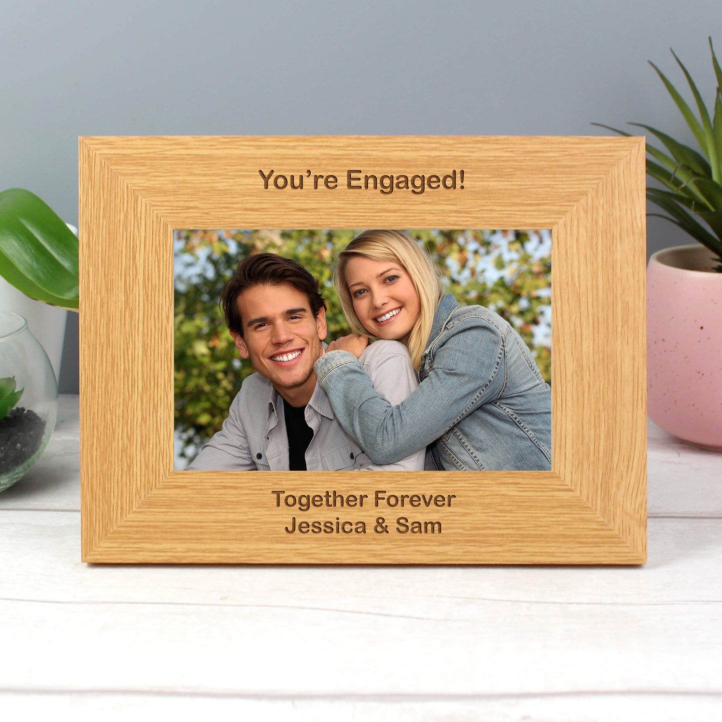 Personalised Short Message 6x4 Landscape Oak Finish Photo Frame