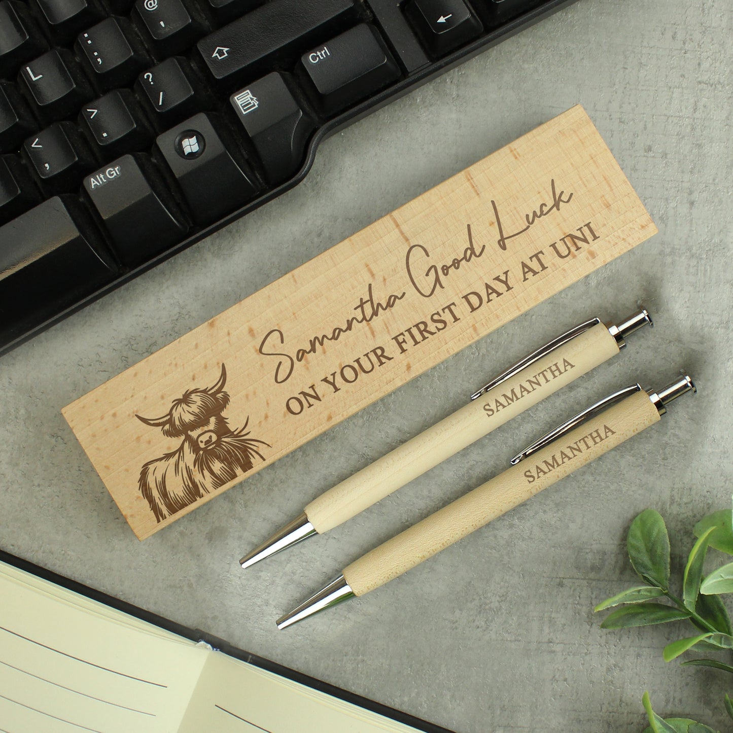 Personalised Highland Cow Wooden Pen & Pencil Set