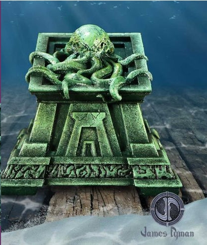 Crypt of Cthulhu Box (JR) 13cm