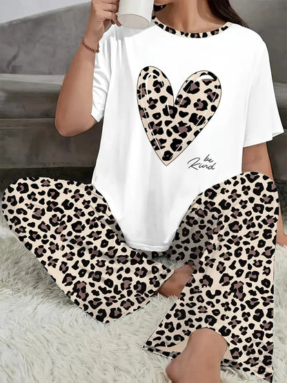 Comfy Curve Women's Lounge Set - Leopard & Heart Print 2-Piece Pyjama Set