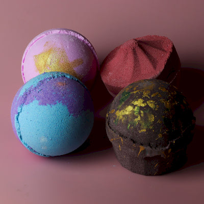 16x Jumbo Bath Bomb Discovery 4 of each Pack Dubai, Amethyst, Razzle, Charlotte